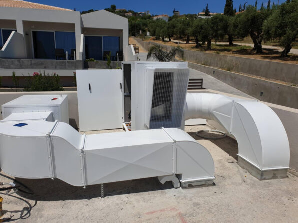 Σύστημα προσαγωγής-απαγωγής σε χοάνη εστιατορίου